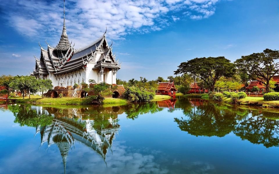 Asian Extravaganza photo 10